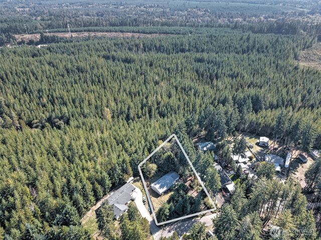150 E Peaceful Place, Grapeview, WA 98546