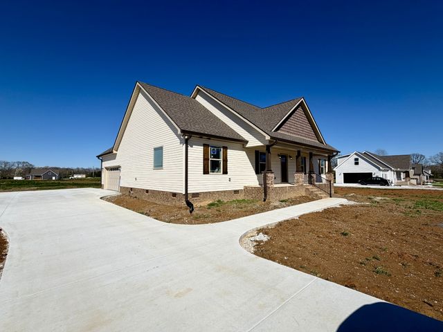 134 Wiseman Ln, Winchester, TN 37398