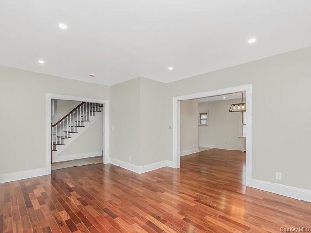 219 S 2nd Avenue, Mount Vernon, NY 10550