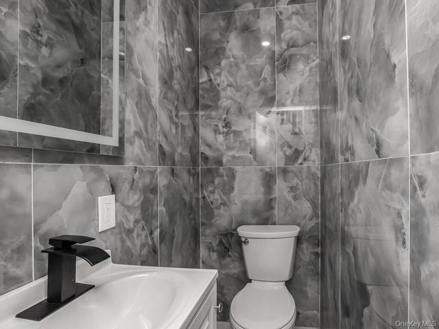 219 S 2nd Avenue, Mount Vernon, NY 10550