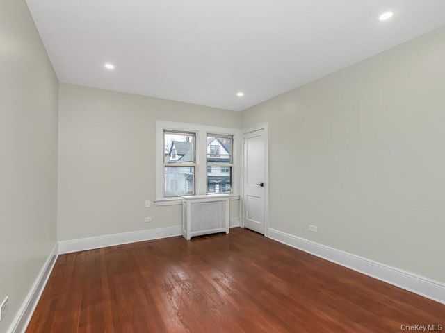 219 S 2nd Avenue, Mount Vernon, NY 10550