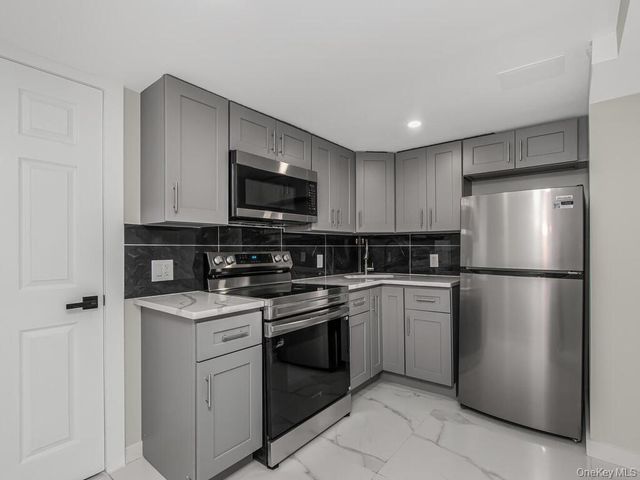 219 S 2nd Avenue, Mount Vernon, NY 10550