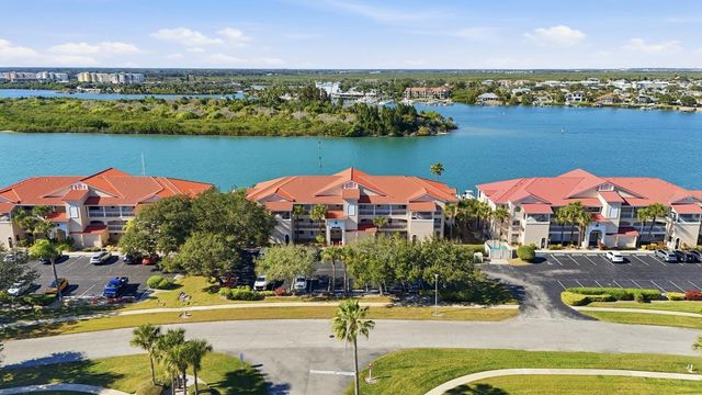 458 BOUCHELLE DRIVE 203, New Smyrna Beach, FL 32169