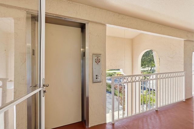 458 BOUCHELLE DRIVE 203, New Smyrna Beach, FL 32169