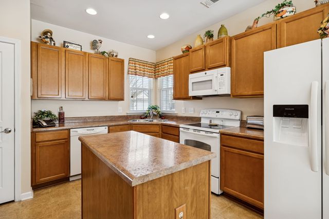 500 Inaugural Dr, Mount Juliet, TN 37122