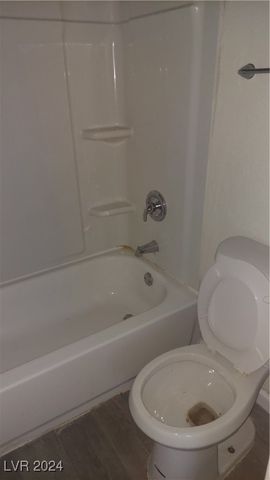 5116 Gray Lane H, Las Vegas, NV 89119