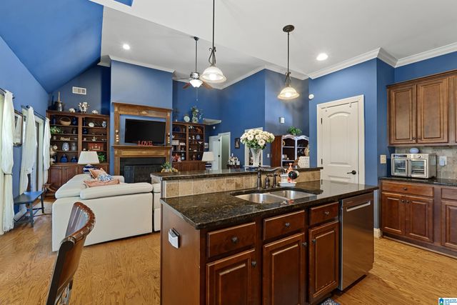 211 KENNISTON DALE, Pelham, AL 35124