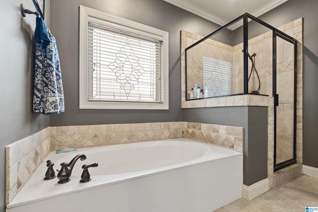 211 KENNISTON DALE, Pelham, AL 35124
