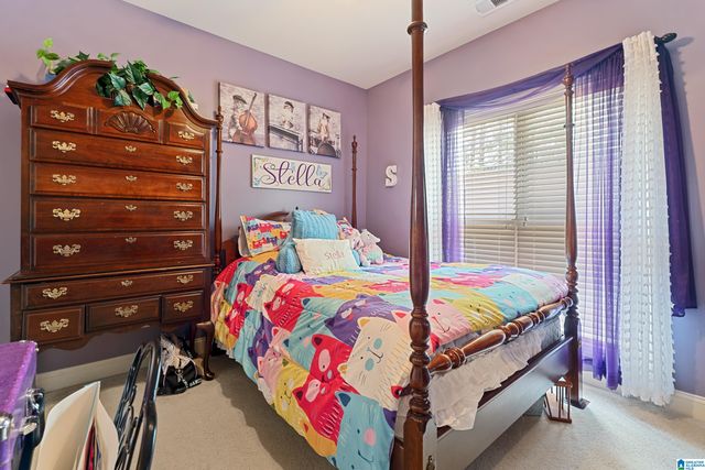 211 KENNISTON DALE, Pelham, AL 35124