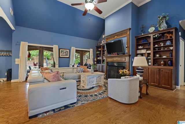 211 KENNISTON DALE, Pelham, AL 35124