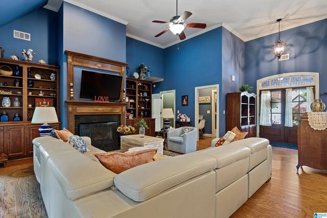 211 KENNISTON DALE, Pelham, AL 35124