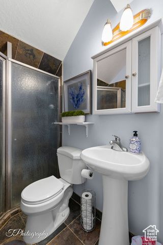 885 N OLD FARMS RD, Dammeron Valley, UT 84783