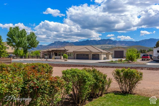 885 N OLD FARMS RD, Dammeron Valley, UT 84783