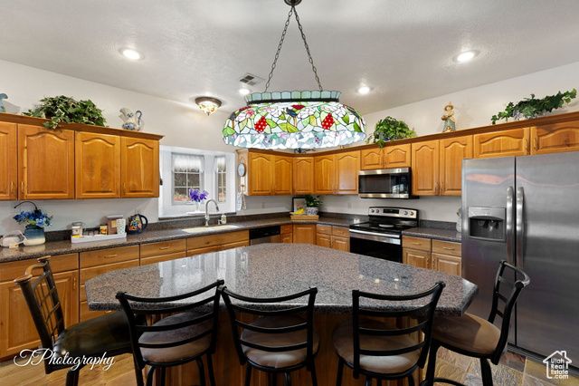 885 N OLD FARMS RD, Dammeron Valley, UT 84783