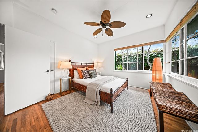 380 Portlock Road, Honolulu, HI 96825