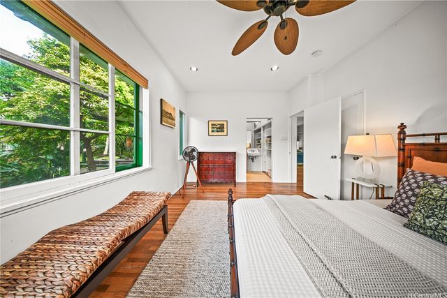 380 Portlock Road, Honolulu, HI 96825