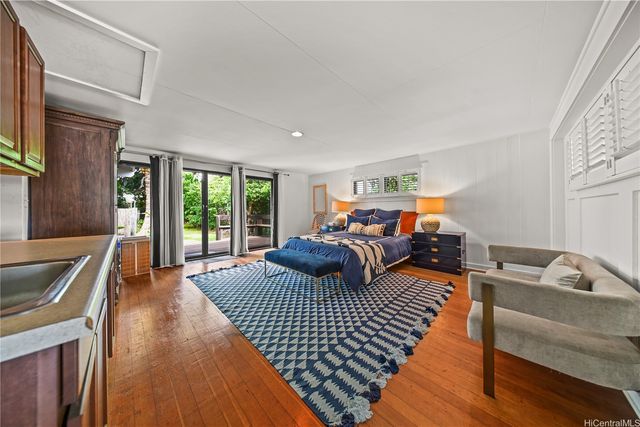 380 Portlock Road, Honolulu, HI 96825