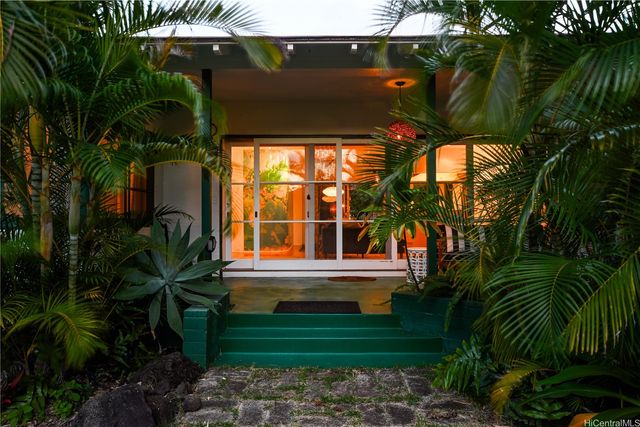 380 Portlock Road, Honolulu, HI 96825
