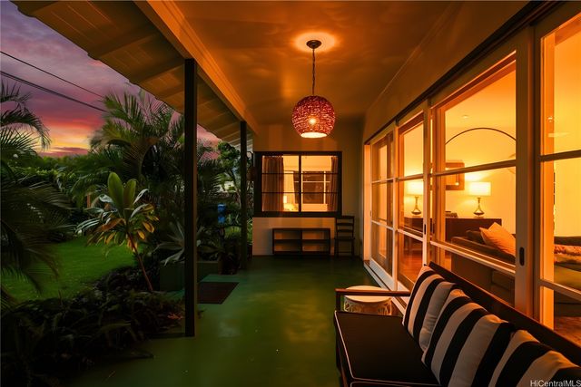 380 Portlock Road, Honolulu, HI 96825