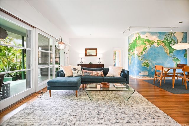 380 Portlock Road, Honolulu, HI 96825