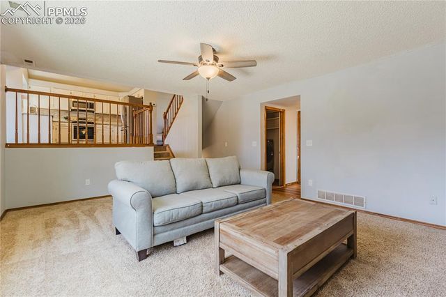 6910 Sproul Lane, Colorado Springs, CO 80918