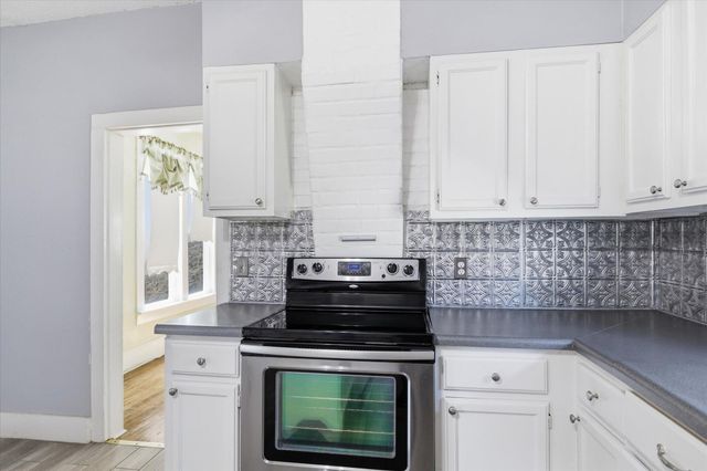 404 E Oak Street, Ozark, MO 65721