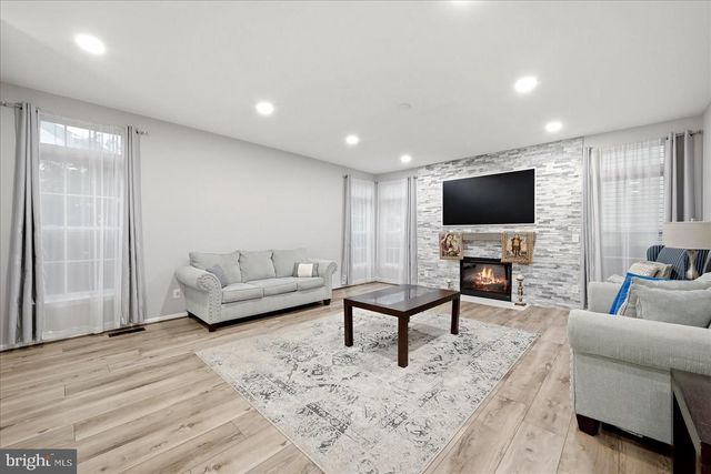 10545 TURNING GRASS WAY, Gainesville, VA 20155
