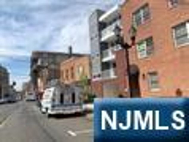 6107 Park Avenue 2, West New York, NJ 07093