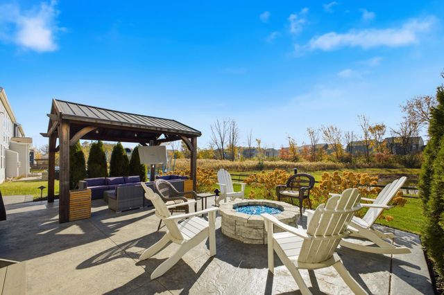 8197 Narrow Leaf Drive, Blacklick, OH 43004