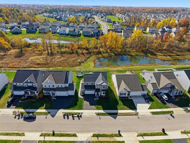 8197 Narrow Leaf Drive, Blacklick, OH 43004