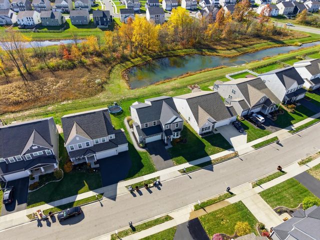 8197 Narrow Leaf Drive, Blacklick, OH 43004