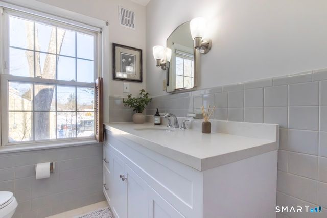 215 Fernwood Road, Trumbull, CT 06611