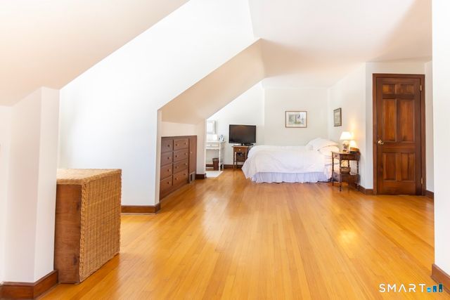 215 Fernwood Road, Trumbull, CT 06611