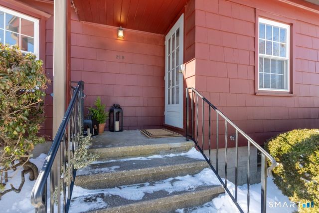 215 Fernwood Road, Trumbull, CT 06611