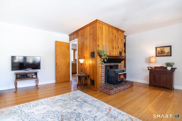 215 Fernwood Road, Trumbull, CT 06611