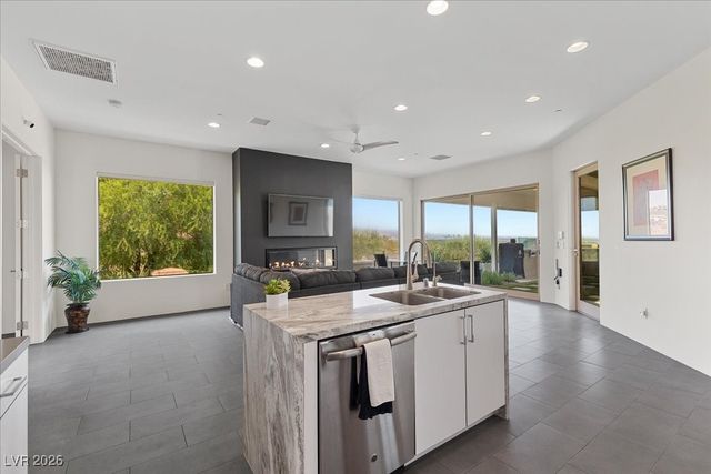 1199 Macdonald Ranch Drive, Henderson, NV 89012