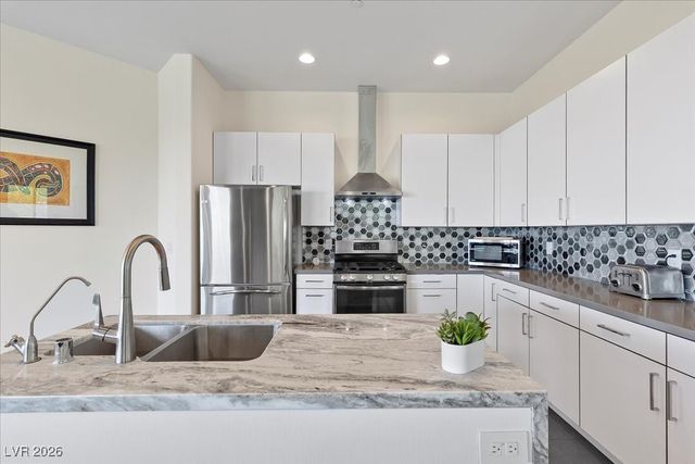 1199 Macdonald Ranch Drive, Henderson, NV 89012