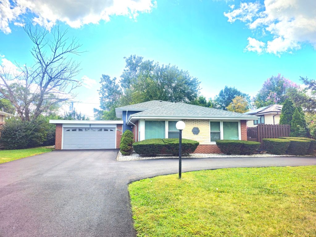 6839 W 127th Street, Palos Heights, IL 60463