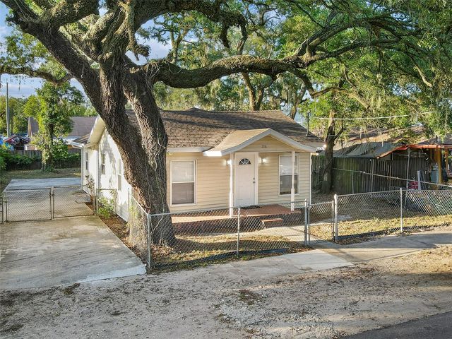 2116 E ELLICOTT STREET, Tampa, FL 33610