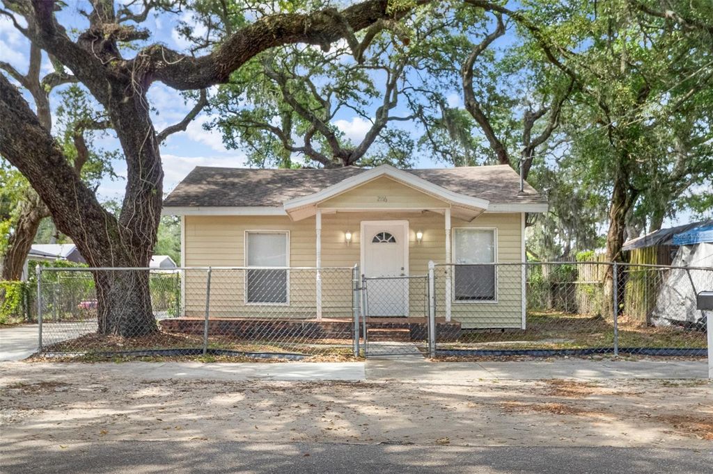 2116 E ELLICOTT STREET, Tampa, FL 33610
