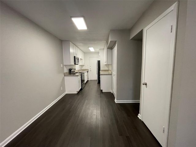 9075 Gaylord Drive 53, Houston, TX 77024