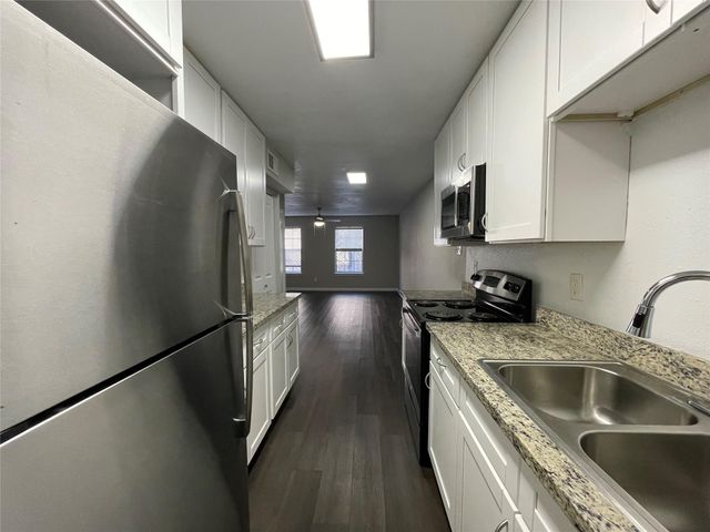 9075 Gaylord Drive 53, Houston, TX 77024