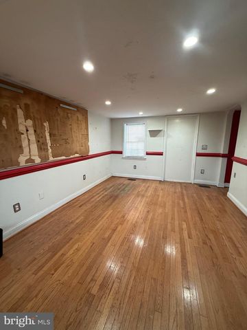 7306 BELAIR RD, Baltimore, MD 21206
