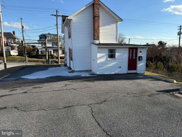 7306 BELAIR RD, Baltimore, MD 21206