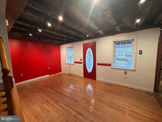 7306 BELAIR RD, Baltimore, MD 21206