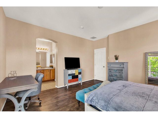 9451 Elmhurst Ln A, Highlands Ranch, CO 80129