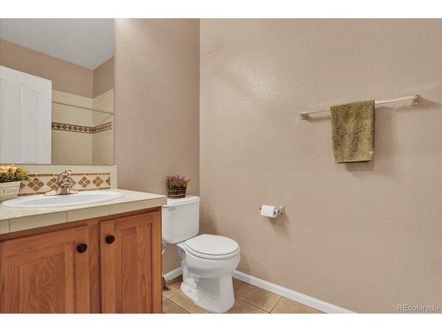 9451 Elmhurst Ln A, Highlands Ranch, CO 80129
