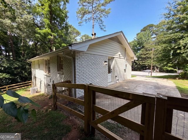 2320 Capehart Circle NE, Atlanta, GA 30345