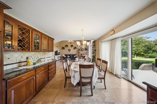 56764 Jewell Road, Shelby Charter Township, MI 48315