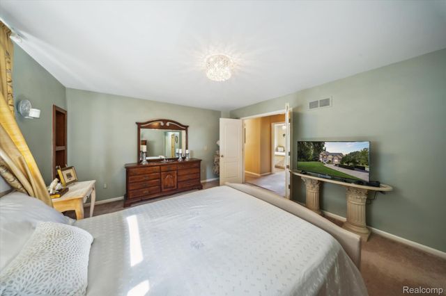 56764 Jewell Road, Shelby Charter Township, MI 48315